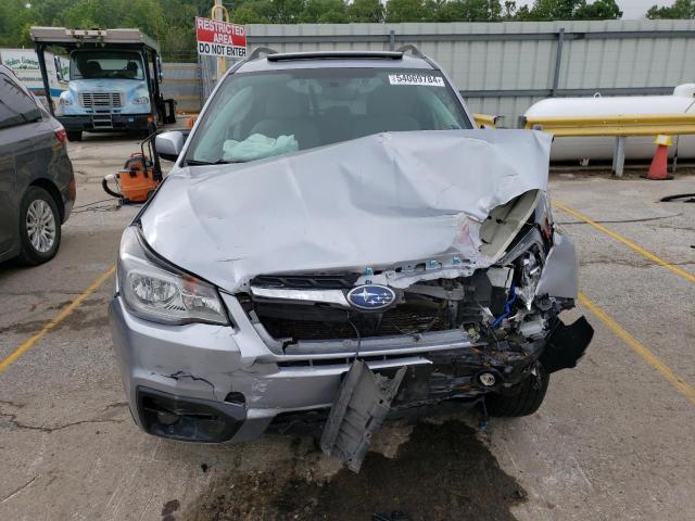 JF2SJAGC9JH482998 Subaru Forester 2.5i Premium