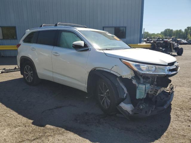 5TDJZRFH3HS386059 Toyota Highlander Se