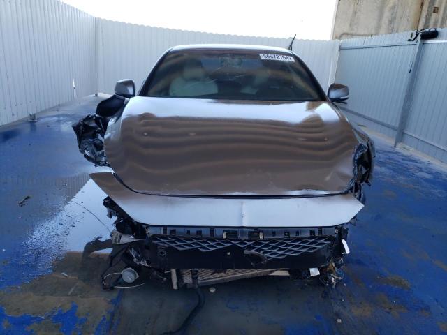 JN1EV7EL5HM550725 Infiniti Q60 Premium