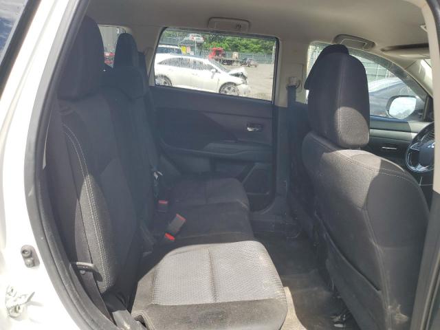 JA4AZ3A33GZ032073 Mitsubishi Outlander Se