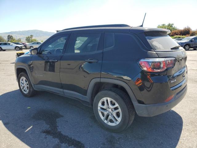 3C4NJDAB5JT150975 Jeep Compass Sport