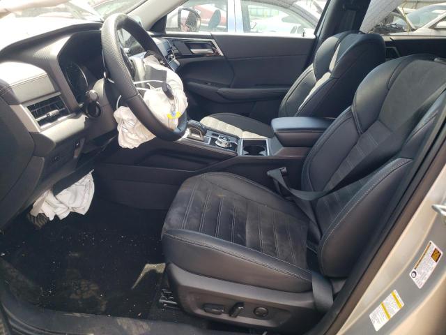 JA4J4VA88RZ009431 Mitsubishi Outlander Se