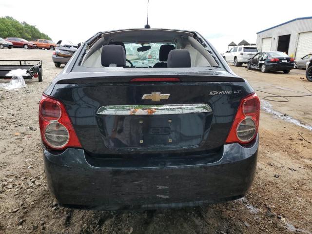 1G1JD5SH3F4209042 Chevrolet SONIC LT
