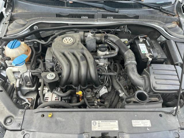 3VW2K7AJ2FM269008 Volkswagen JETTA BASE