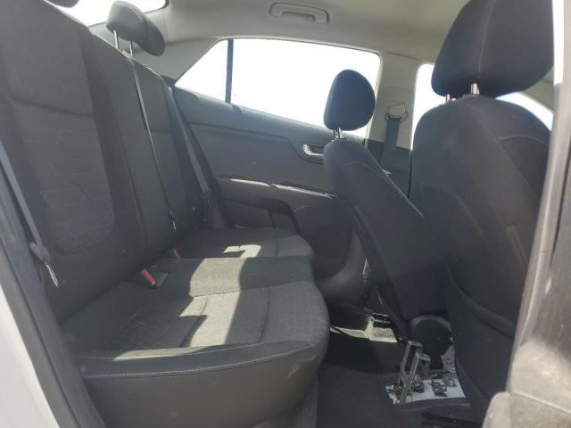 3KPA24AB9JE076797 KIA RIO LX