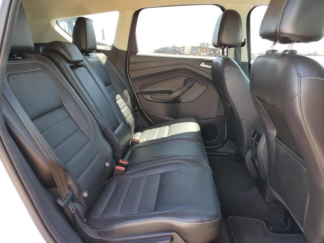 1FMCU0JD4HUC34886 Ford Escape Titanium