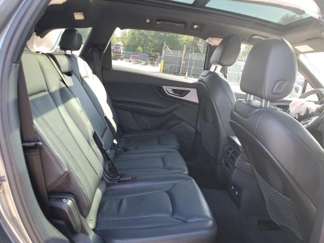 WA1LHAF7XKD042729 Audi Q7 Premium Plus
