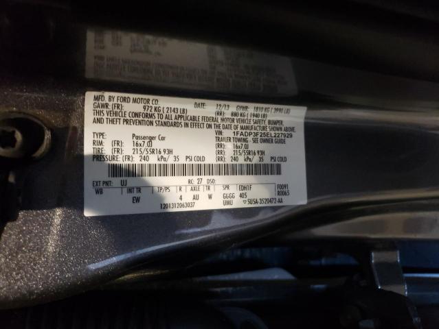 1FADP3F25EL227929 Ford FOCUS SE