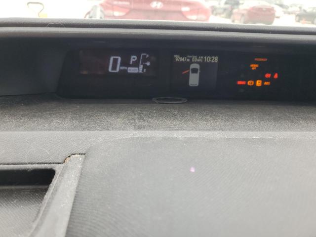 JTDKDTB38F1106768 Toyota PRIUS C
