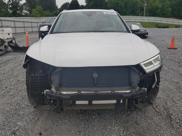 WA1BNAFY2J2116815 Audi Q5 Premium Plus