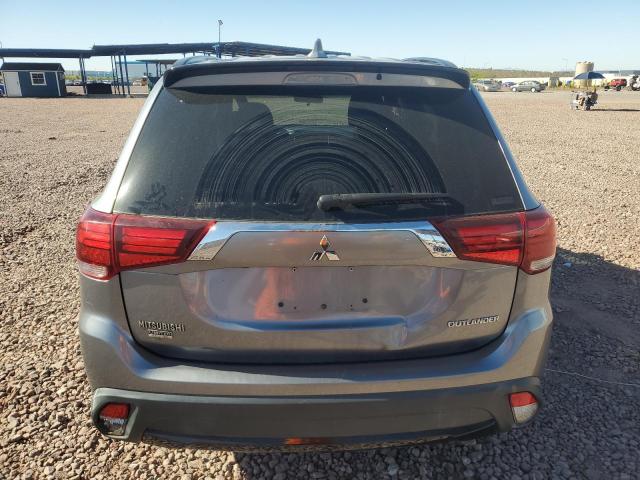JA4AZ3A33JZ044070 Mitsubishi Outlander Se