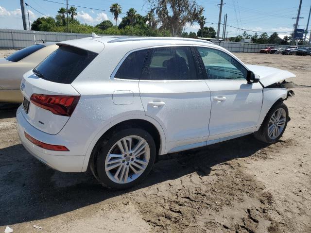 WA1BNAFY2L2020833 Audi Q5 Premium Plus