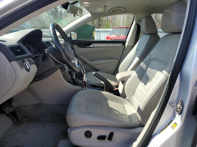 1VWAT7A38FC120825 Volkswagen PASSAT S