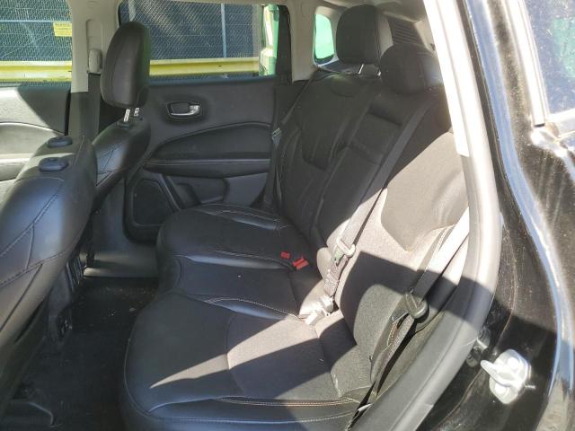 3C4NJDBB3KT617018 Jeep Compass Latitude