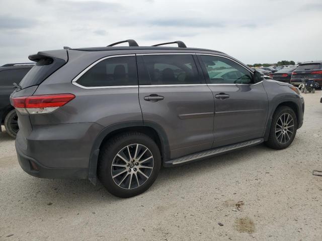 5TDJZRFH6HS440146 Toyota Highlander Se