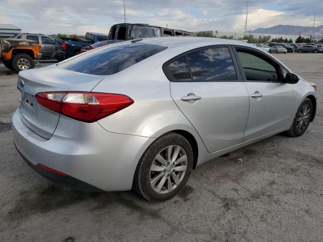 KNAFX4A63F5285592 KIA FORTE LX