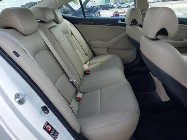 KNALN4D75G5211055 KIA Cadenza Luxury