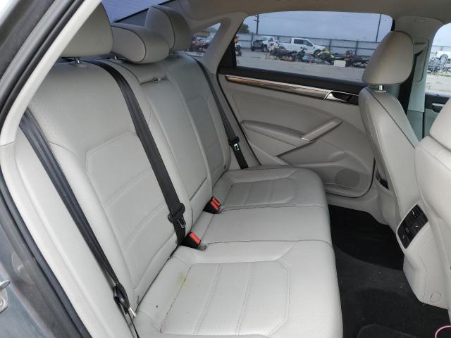 1VWBA7A39JC045362 Volkswagen PASSAT SE