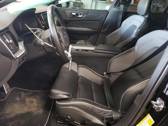 YV1102EM2L2369621 Volvo V60 T5 R-design