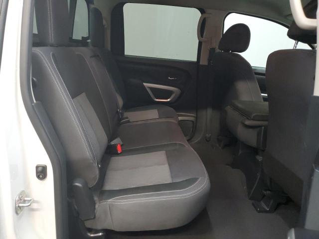1N6AA1EE5NN104065 Nissan TITAN S