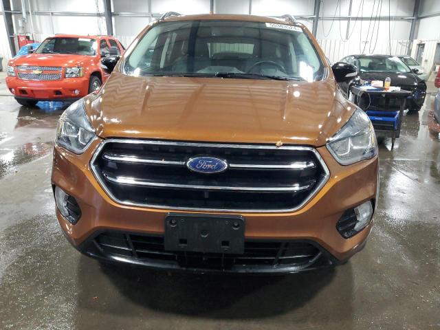 1FMCU9J94HUB43861 Ford Escape Titanium