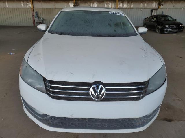 1VWBT7A32FC102700 Volkswagen PASSAT SE