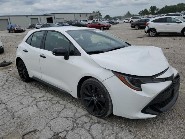 JTND4MBE2N3187099 Toyota COROLLA SE