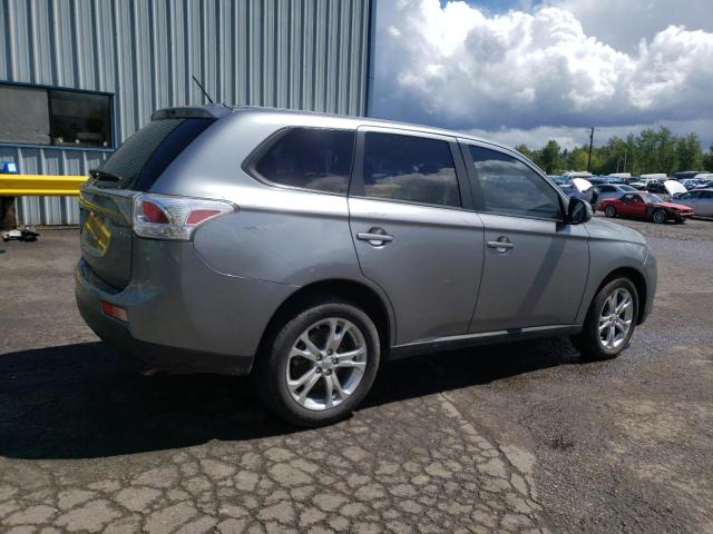 JA4AD3A38EZ018357 Mitsubishi Outlander Se