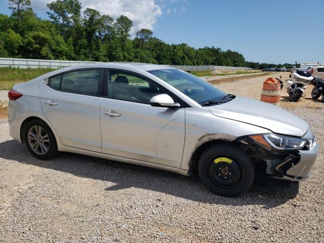 5NPD84LF6JH320994 Hyundai ELANTRA SEL