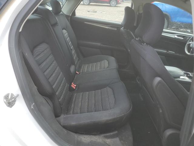 3FA6P0HD5GR379283 Ford FUSION SE