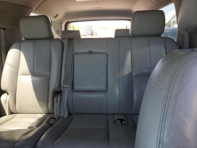 1GNSCJE08ER119830 Chevrolet Suburban C1500 Lt