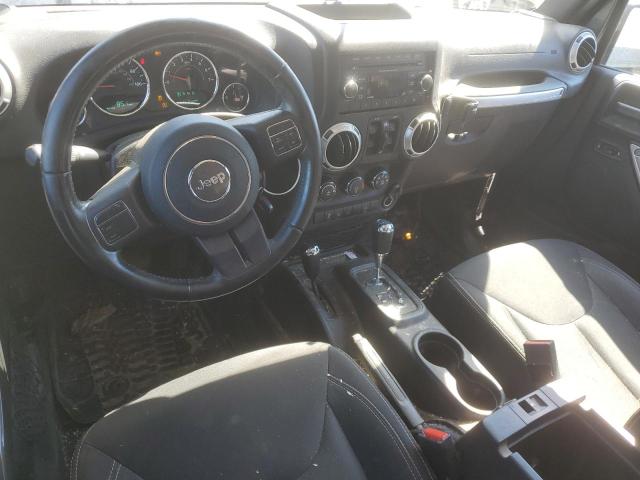 1C4HJWEG4JL929097 Jeep Wrangler Unlimited Sahara