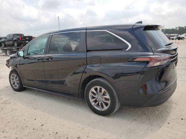 5TDKRKEC9PS145557 Toyota SIENNA LE