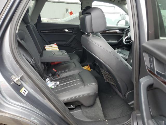 WA1BNAFY0J2017832 Audi Q5 Premium Plus