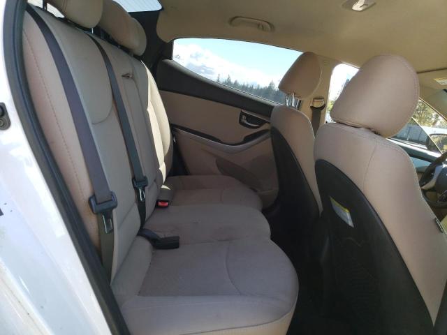 5NPDH4AEXGH776175 Hyundai ELANTRA SE