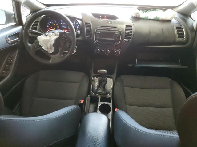 3KPFK4A70JE174764 KIA FORTE LX