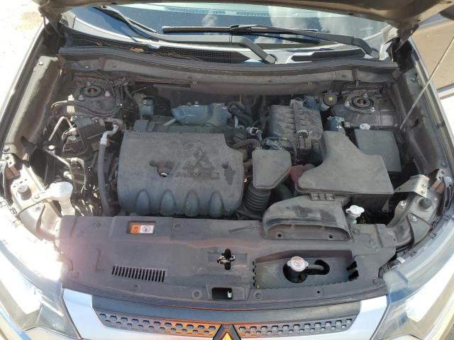 JA4AD3A30KZ050750 Mitsubishi Outlander Se