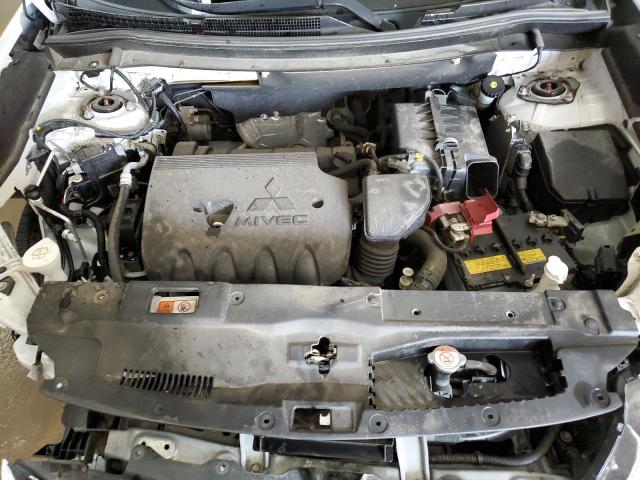 JA4AZ3A36KZ005801 Mitsubishi Outlander Se