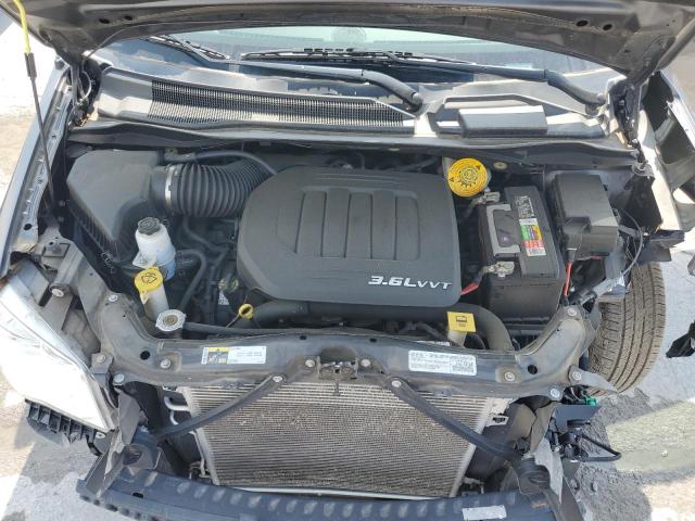 2C4RDGCG0JR178883 Dodge Grand Caravan Sxt