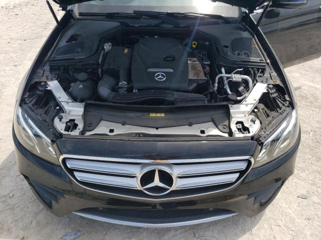 WDDZF4JB2HA085402 Mercedes-Benz E 300