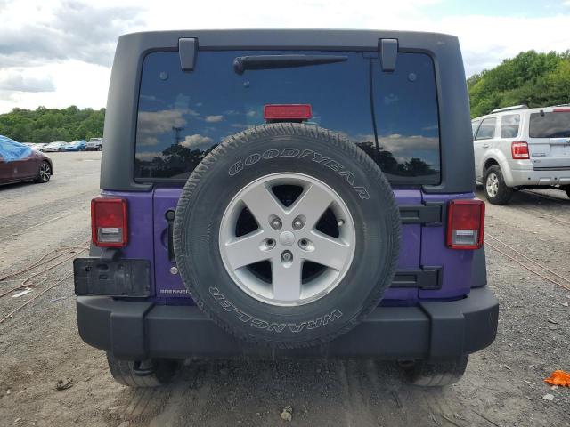 1C4BJWDG4JL834353 Jeep Wrangler Unlimited Sport