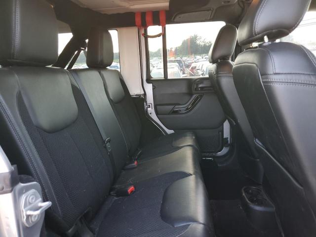 1C4BJWEG5HL607892 Jeep Wrangler Unlimited Sahara