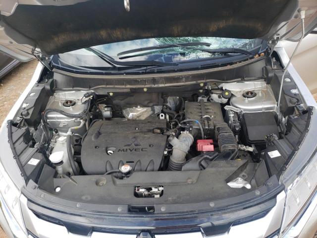 JA4APVAU8MU013585 Mitsubishi Outlander Sport Se