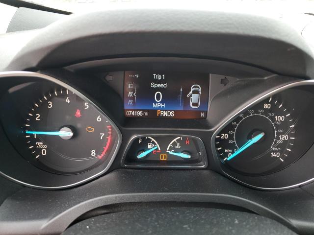 1FMCU9JD4HUD48939 Ford Escape Titanium