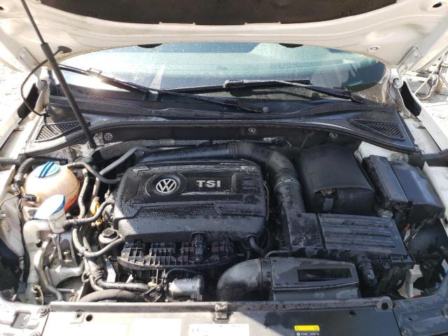 1VWAT7A3XFC082482 Volkswagen PASSAT S