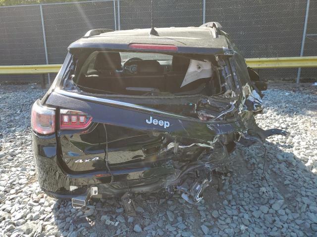 3C4NJDBB3KT617018 Jeep Compass Latitude