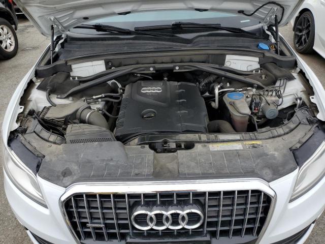 WA1LFAFP0FA051128 Audi Q5 Premium Plus
