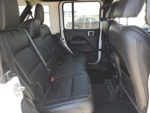 1C4HJXEG9LW162760 Jeep Wrangler Unlimited Sahara