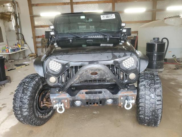 1C4BJWEG7FL559535 Jeep Wrangler Unlimited Sahara