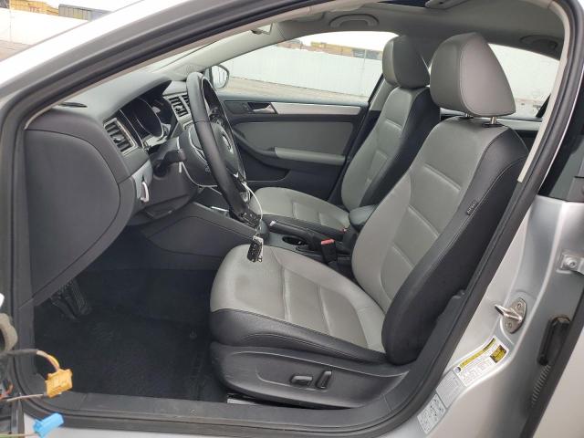 3VW637AJ2FM327438 Volkswagen Jetta Hybrid